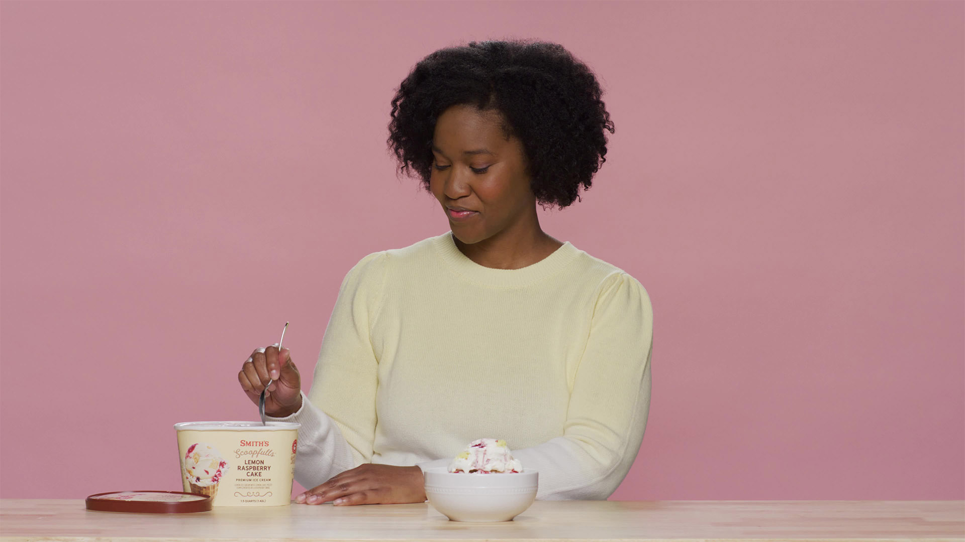 Smithsscoopfulls Stills 0007